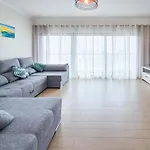 Rocha Prime Beachside Bliss * 波尔蒂芒